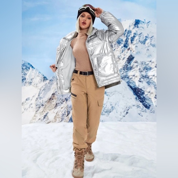 🐰☃️ DONATED Silver Puffer Coat Worn Once - Picture 5 of 6